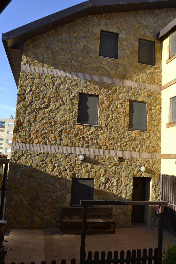 Aldea del Fresno Apartamentos "Casa Rural De Aldea" المظهر الخارجي الصورة