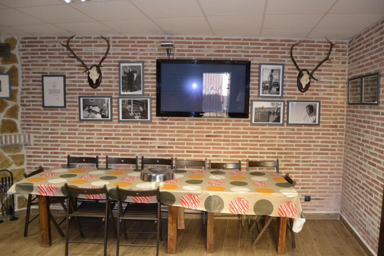 Aldea del Fresno Apartamentos "Casa Rural De Aldea" المظهر الخارجي الصورة